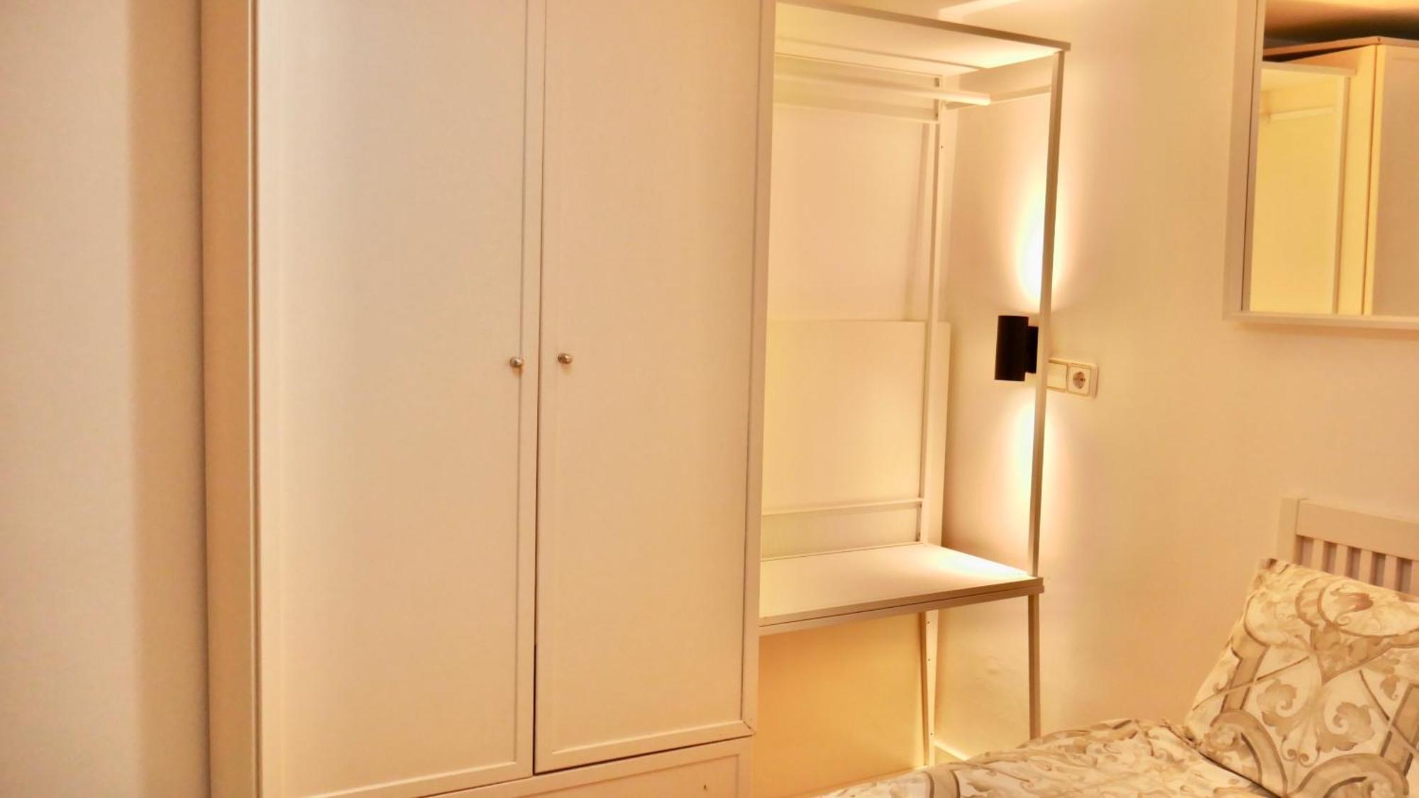Duplex La Latina Centro Madrid Apartment Exterior photo