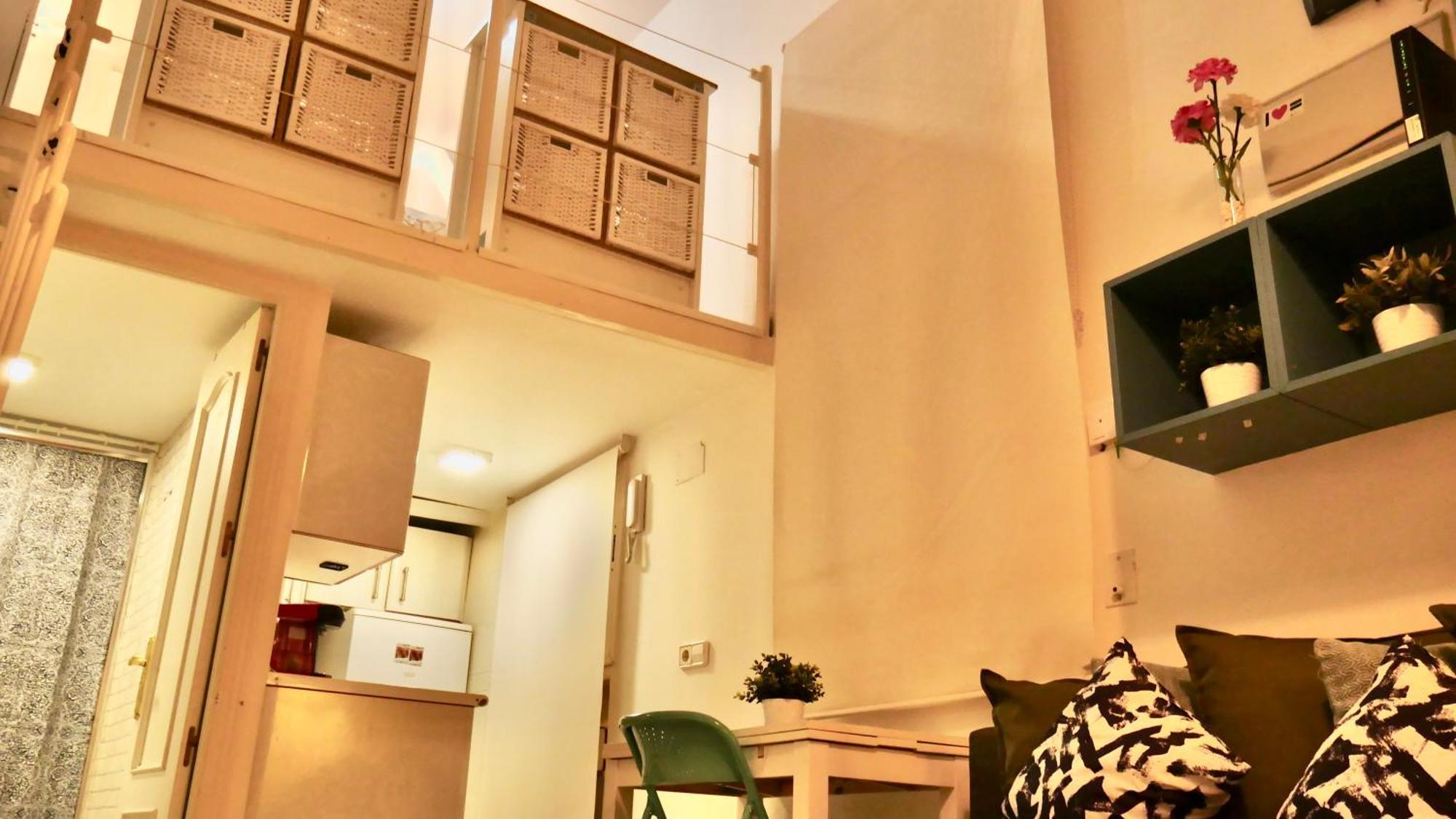 Duplex La Latina Centro Madrid Apartment Exterior photo